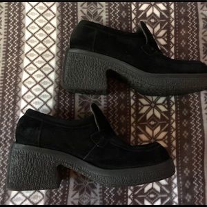 Hush Puppies healed loafers sz 8.5